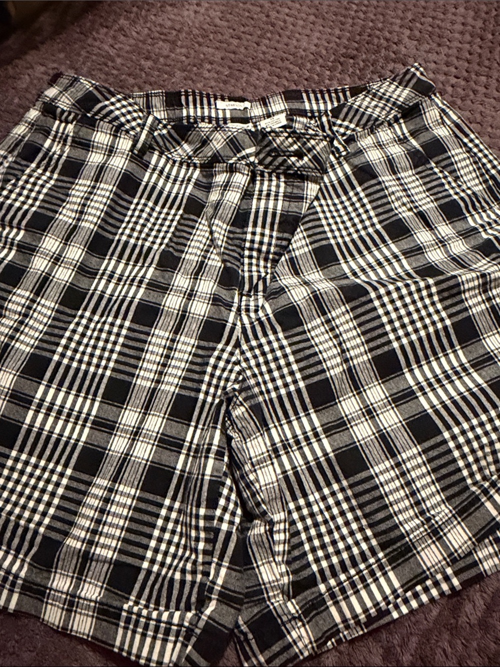 Liz Claiborne Black and White Plaid Women’s Shorts